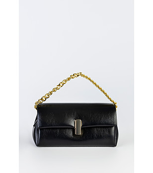 Черна дамска чанта със златиста верижка Moella снимка