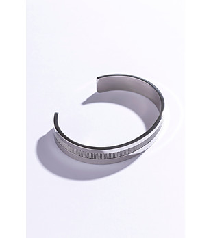 Дамска сребриста гривна снимка