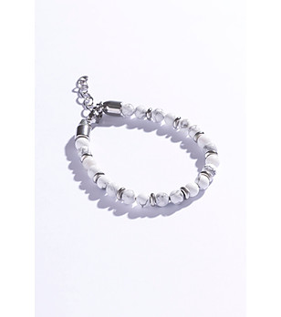 Сребриста дамска гривна с хаулит снимка