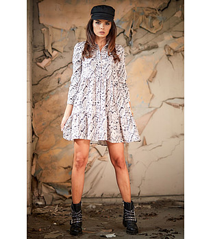 Рокля в сиво със змийски принт Beverly снимка