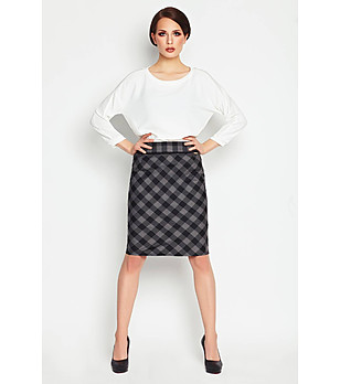 Сива пола на каре Diva снимка