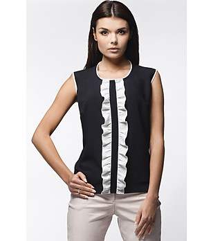 Черен топ с къдрички Lena снимка