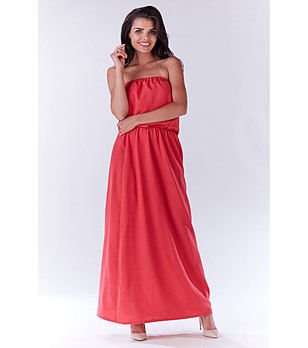 Дълга рокля в циклама снимка