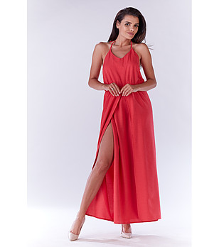 Дълга лятна рокля в циклама снимка