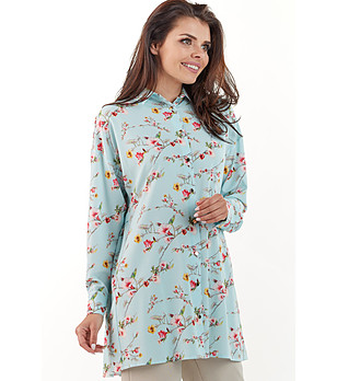 Светлосиня дълга дамска риза с флорален принт Odilia снимка