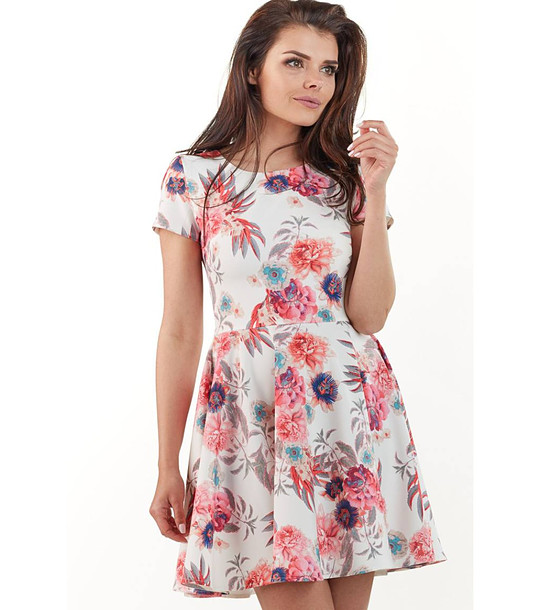 Рокля с флорален принт в розово снимка