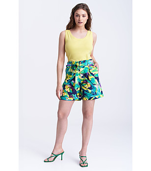 Дамски къси панталонки с лен в зелени и сини нюанси снимка