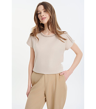 Дамска блуза в цвят крем с високо съдържание на памук снимка