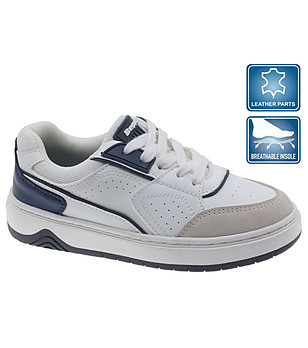 Детски сникърси в бяло, бежово и тъмносиньо снимка