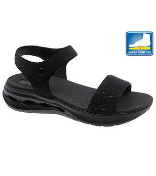 Дамски сандали в черно с камъчета в предната част снимка