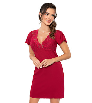 Нощница в бордо с дантела Luiza снимка