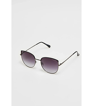 Дамски слънчеви очила с черна метална рамка снимка