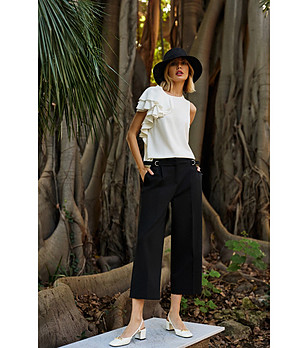 Дамски черен широк 7/8 панталон снимка