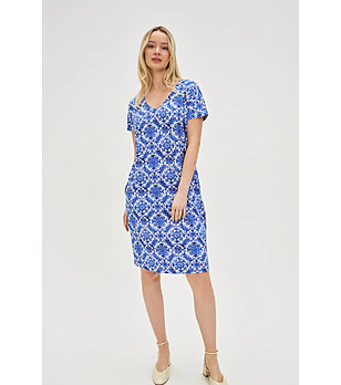 Рокля с принт в синьо и бяло снимка