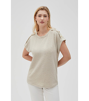 Бежова дамска блуза снимка