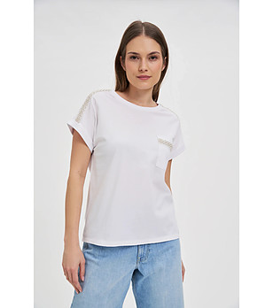 Бяла памучна дамска блуза снимка