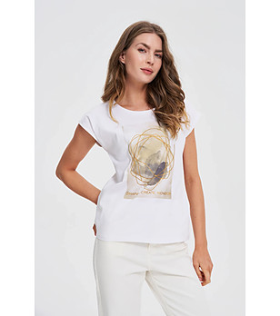 Елегантна дамска блуза в бяло с принт снимка