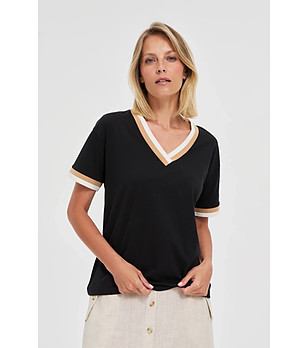 Черна дамска памучна блуза с контрастен кант снимка