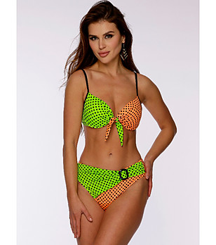 Бански от 2 части в зелено и оранжево на точки снимка