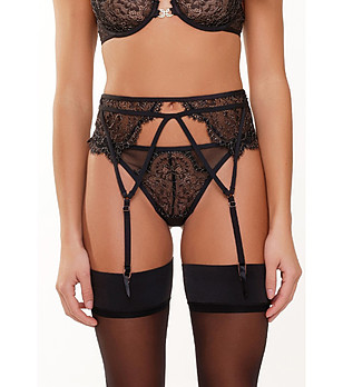 Черен колан с жартиери снимка