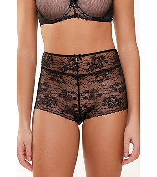 Черни дамски боксерки с висока талия снимка