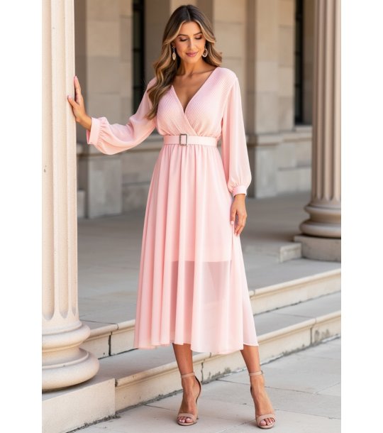 Ефирна розова рокля Adolfina снимка