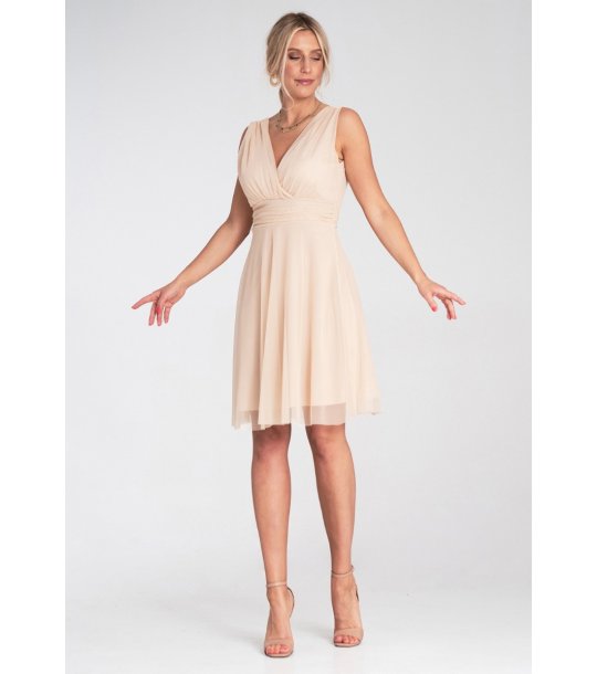 Бежова рокля с V-образно деколте и тюл Anna снимка