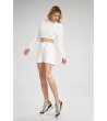 Къса памучна дамска блуза в екрю Minalla-3 снимка