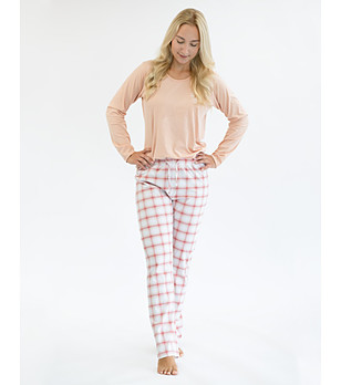 Дамска пижама в цвят праскова с контрастно карирано долнище от памук снимка