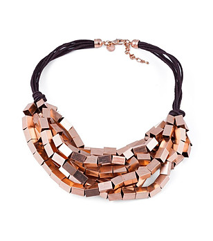 Дамско колие в черно и розовозлатисто снимка