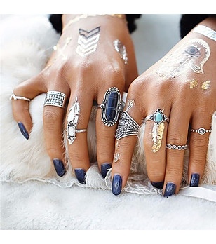 Комплект от 8 пръстена в сребристо снимка