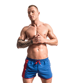 Мъжки плажни шорти в синьо и червено Curso снимка