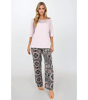 Розова пижама с многоцветно долнище Desert Rose снимка