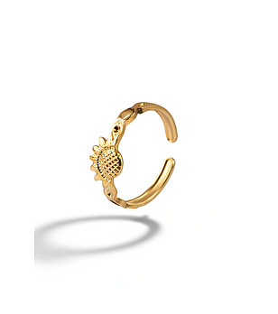 Златист дамски пръстен с ефектен елемент снимка