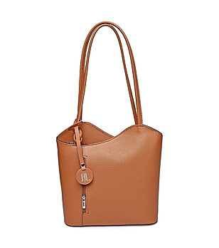 Дамска кожена чанта-раница в цвят коняк Scarlet снимка