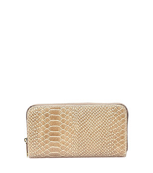 Бежов дамски портфейл с кроко релеф Caryn снимка