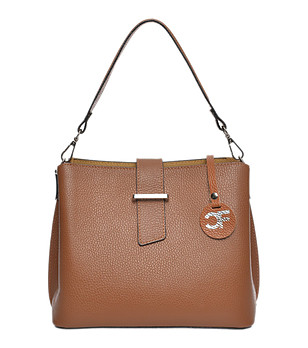 Дамска кожена чанта в цвят коняк Albana снимка