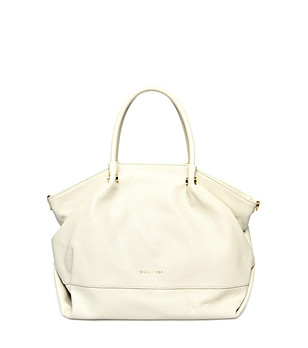 Светлобежова дамска чанта от естествена кожа снимка