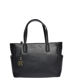 Черна дамска чанта от естествена кожа снимка