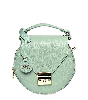 Зелена кръгла кожена дамска чанта  снимка