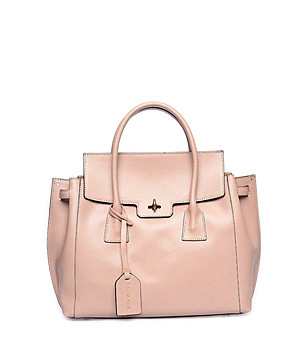 Дамска кожена чанта в цвят пудра снимка