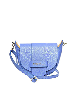 Дамска кожена чанта за рамо в лилав нюанс  снимка