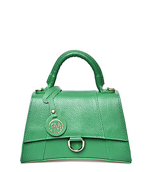 Зелена дамска чанта от естествена кожа  снимка