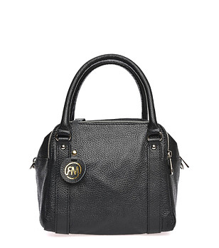 Дамска кожена черна чанта снимка