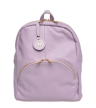 Лилава дамска кожена раница снимка