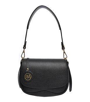 Малка черна дамска чанта от естествена кожа  снимка