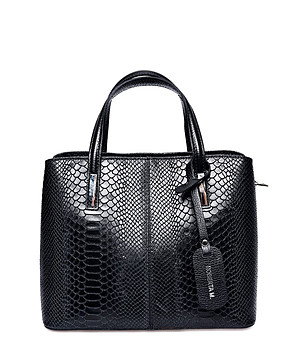 Дамска кожена чанта в черен цвят Jane снимка