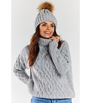 Сива дамска зимна шапка Irra снимка