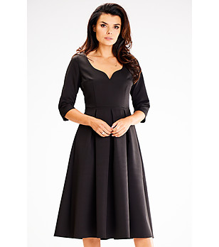 Черна рокля със сърцевидно деколте Leona снимка