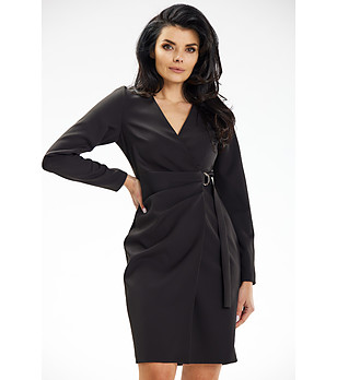 Черна рокля с набори Clarene снимка